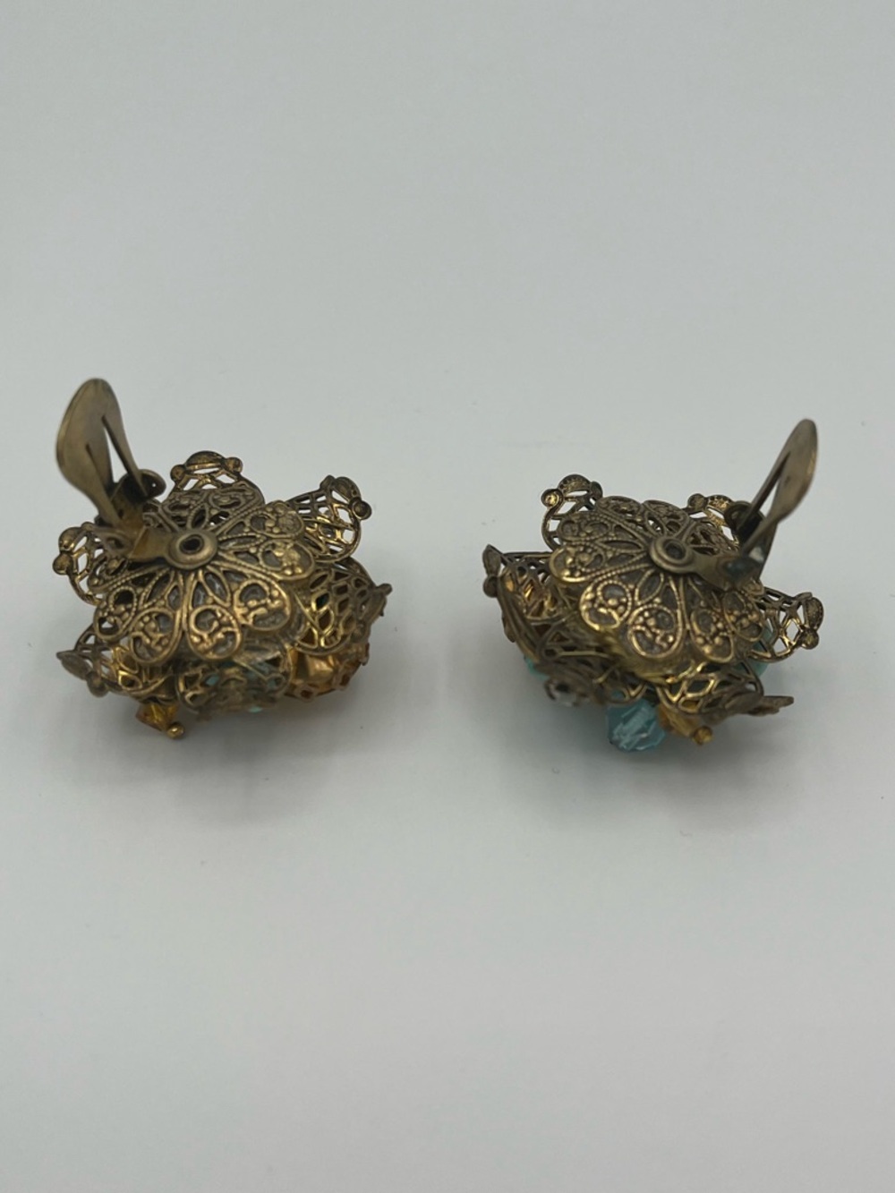Unsigned Miriam Haskell Robin's Egg Blue Four-Strand Bracelet & Filigree Earring - Picture 8 of 13